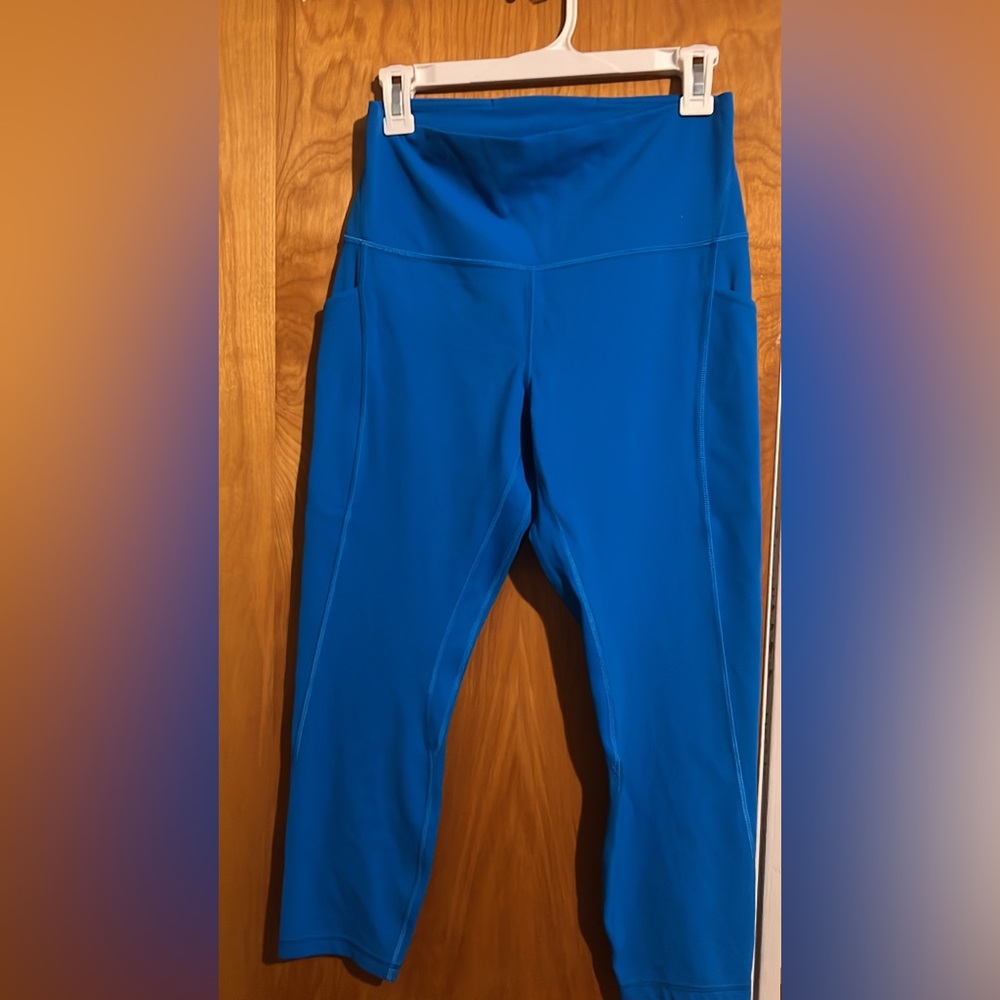 Lululemon blue Align high rise crop leggings size 10.